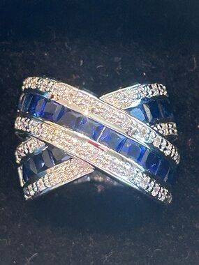 925 Sterling Silver Blue Sapphire & White Crystal Cross-Over Ring opulent Ring